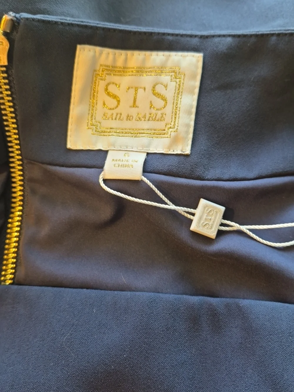 NWOT Sail to Sable Navy Circle-Textured Mini Skirt - Picture 3 of 3